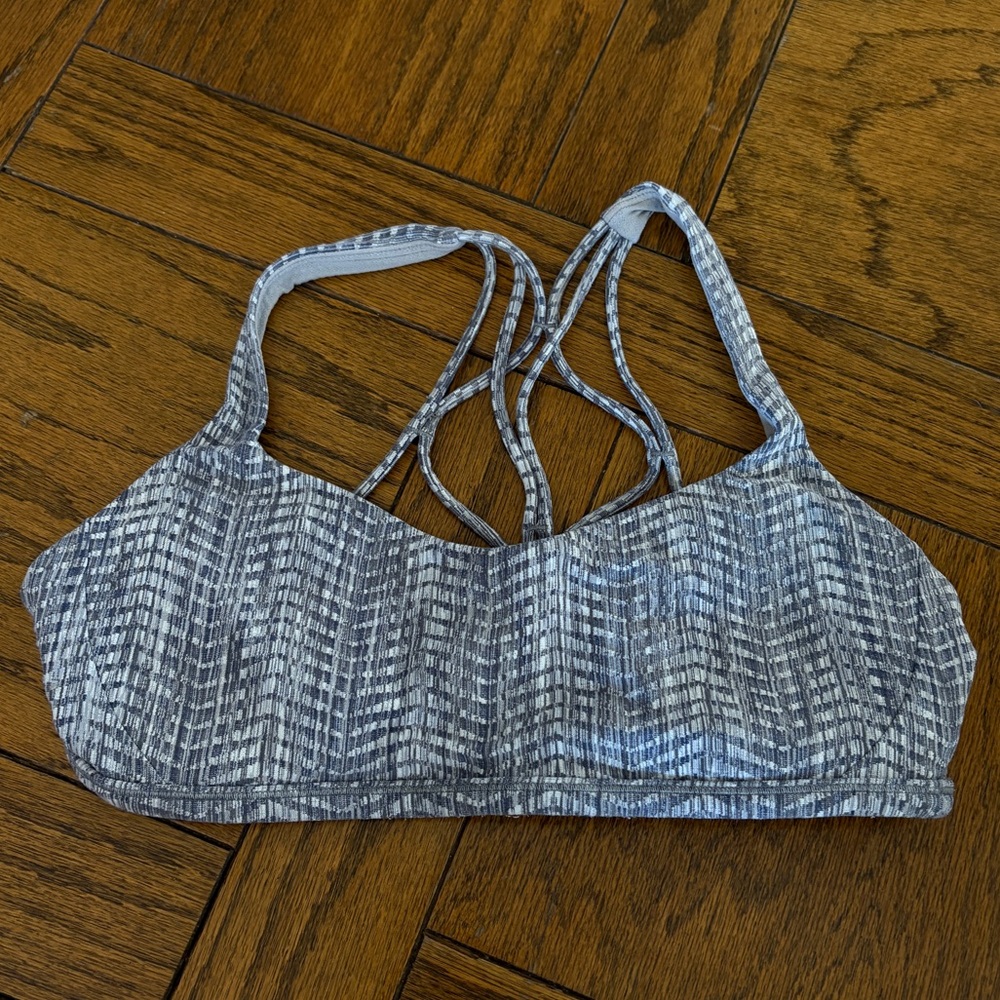 Lululemon Free-To-Be Bra